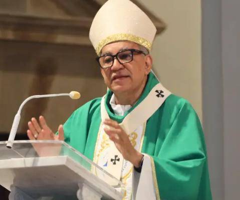 Ulloa llama a trabajar por un mejor país Ulloa llama a trabajar por un mejor país