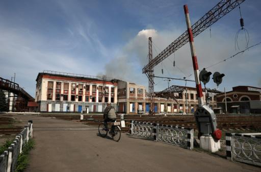 La estación de Limán, dañada por un bombardeo ruso, el 13 de abril de 2024 en el este de Ucrania