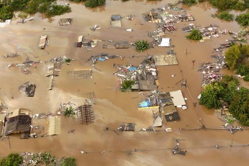 Vista aérea del barrio Navegantes de Porto Alegre, inundado por lluvias y crecidas que azotan el estado brasileño de Rio Grande do Sul, el 4 de mayo de 2024