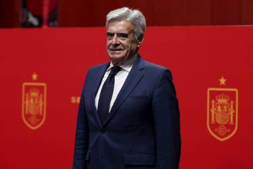 Pedro Rocha seguirá al frente del fútbol español entre controversias