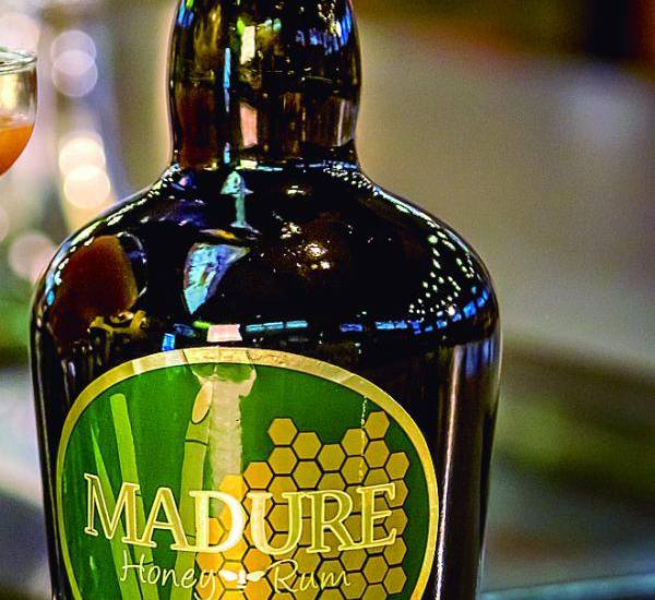 Licor panameño a base de miel de abeja Licor panameño a base de miel de abeja