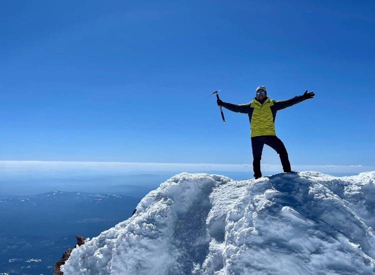 La montaña más cerca del cielo La montaña más cerca del cielo