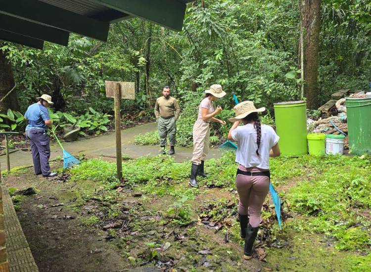 Jornada de remozamiento y rehabilitación del Parque Nacional Soberanía Jornada de remozamiento y rehabilitación del Parque Nacional Soberanía