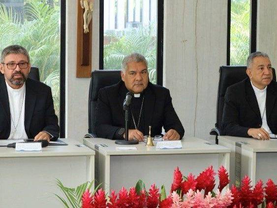 ML | Obispos de la Conferencia Episcopal Panameña.