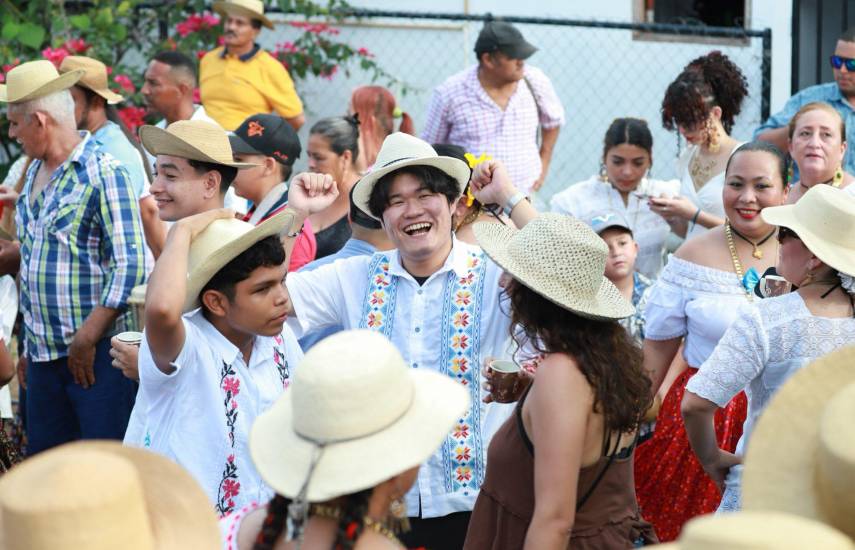 Pedasí celebra su Festival de la Carreta, el Violín y el Toro Suelto Pedasí celebra su Festival de la Carreta, el Violín y el Toro Suelto