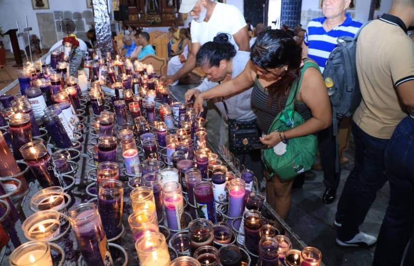 Fe, historia y devoción por el ‘Cristo Negro’ Fe, historia y devoción por el ‘Cristo Negro’