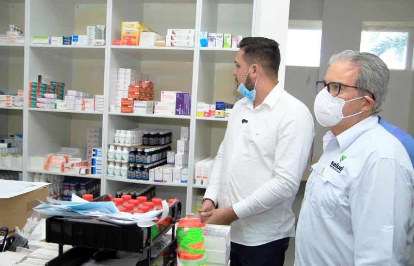 Programa de medicamentos a precios bajos beneficia a más de 100,000 panameños Programa de medicamentos a precios bajos beneficia a más de 100,000 panameños