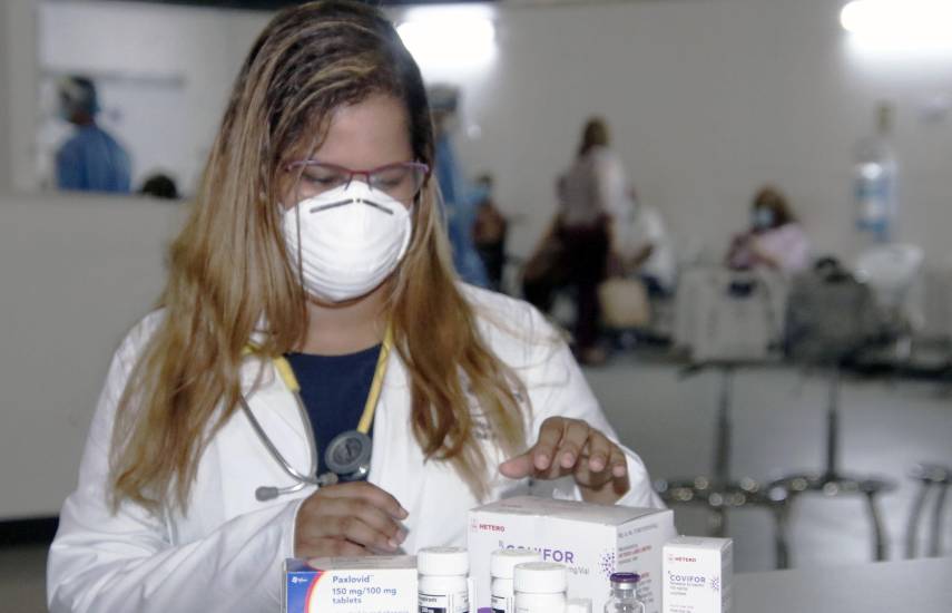 Programa de medicamentos a precios bajos beneficia a más de 100,000 panameños Programa de medicamentos a precios bajos beneficia a más de 100,000 panameños