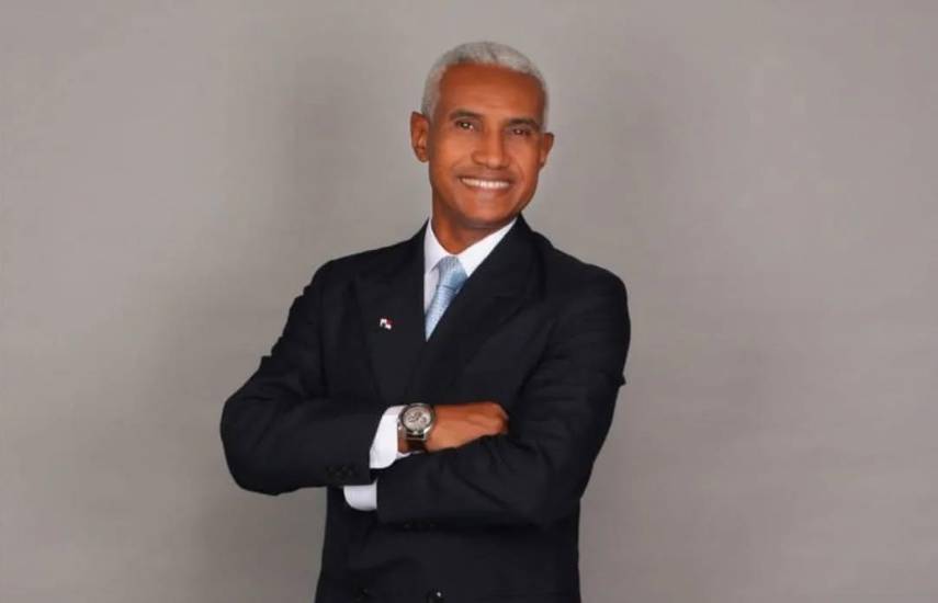 Folcloristas cuestionan abanderados típicos Folcloristas cuestionan abanderados típicos