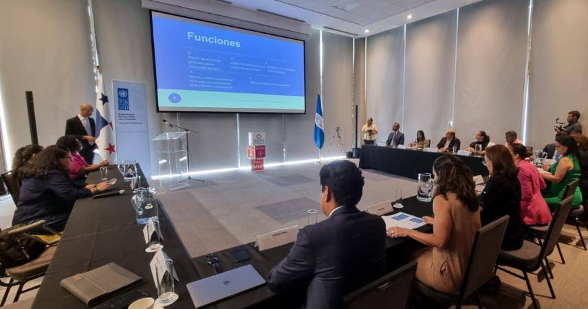 PNUD Panamá analiza la situación y retos del desarrollo humano