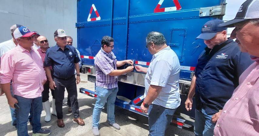 Panamá exporta primer contenedor de carne de cerdo a Nicaragua.