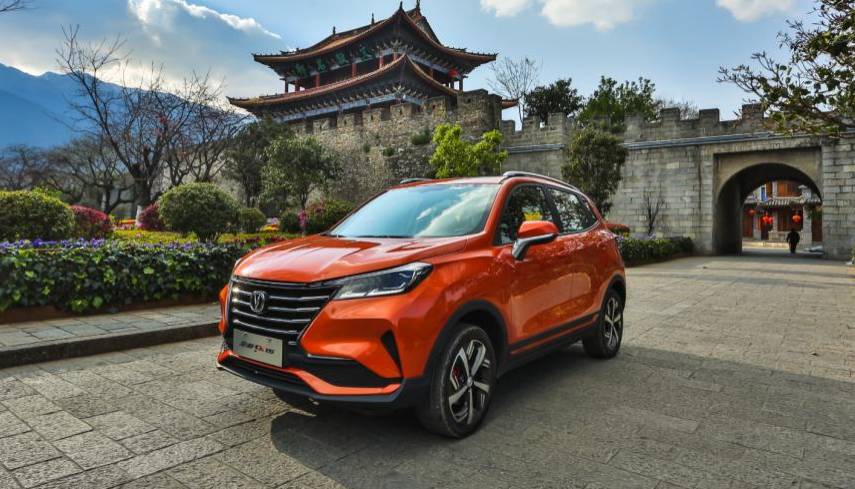 La invasión china llegó con los autos