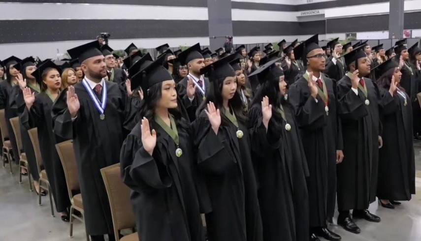 Universidad de Panamá gradúa a 92 profesionales en Farmacia
