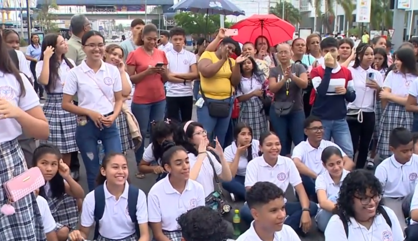 Al menos 6 protestas se toman las calles para exigir reparaciones en escuelas y agua