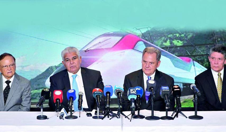 Henry Faarup, a cargo del tren Panamá-David