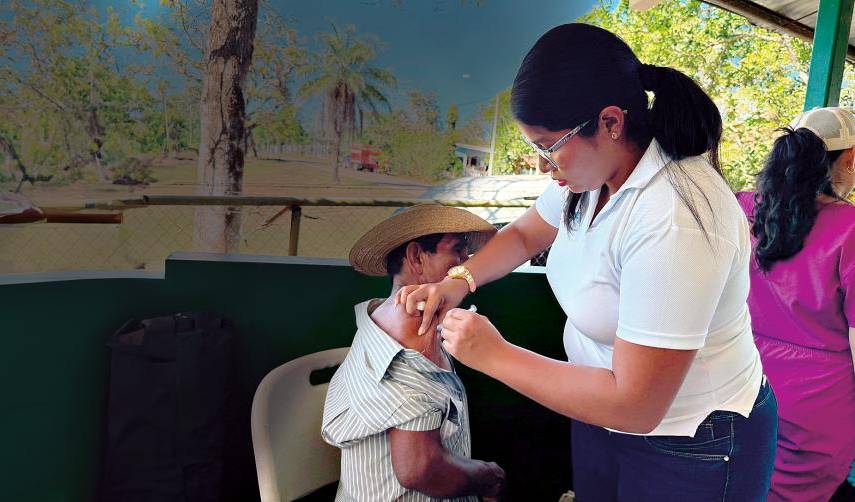 El Minsa está aplicando doce vacunas de forma gratuita