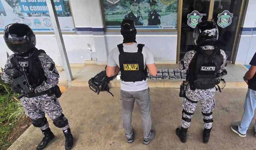 Ubican en Chiriquí un total de 43 paquetes de presunta droga