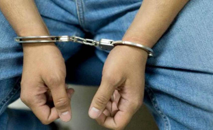 Cuatro hombres seguirán detenidos por robo agravado en un restaurante en Brisas del Golf