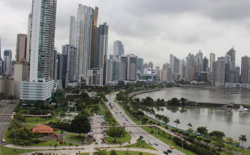 Fitch Ratings: Panamá con grado de inversión BBB-
