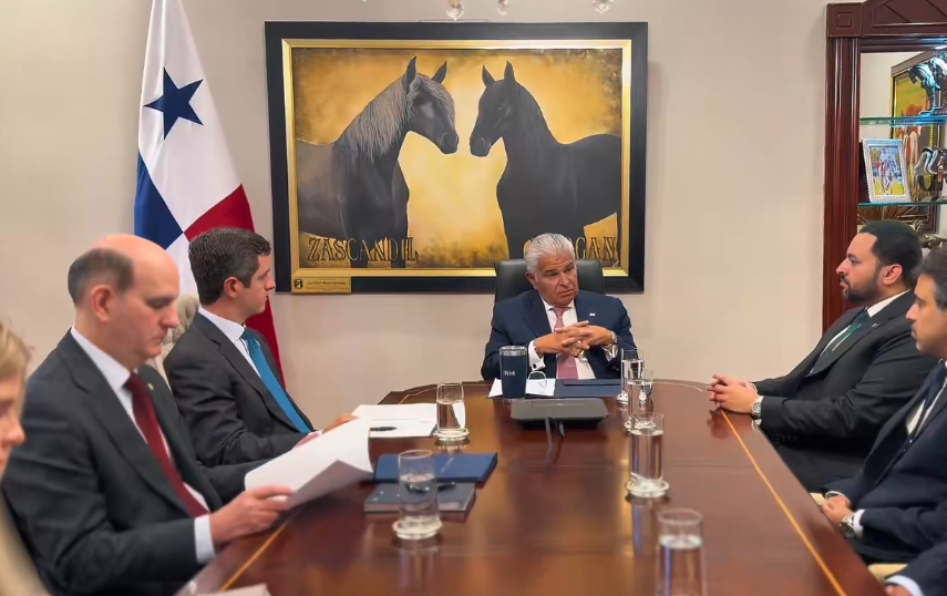 Presidente Mulino recibe a altos delegados del Estado de Qatar