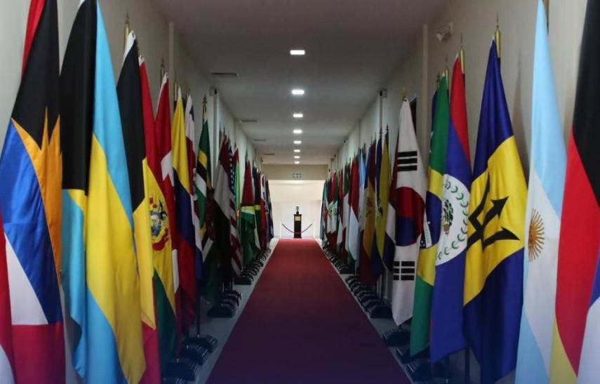 Estudiantes de Relaciones Internacionales exigen diplomacia ética y profesional