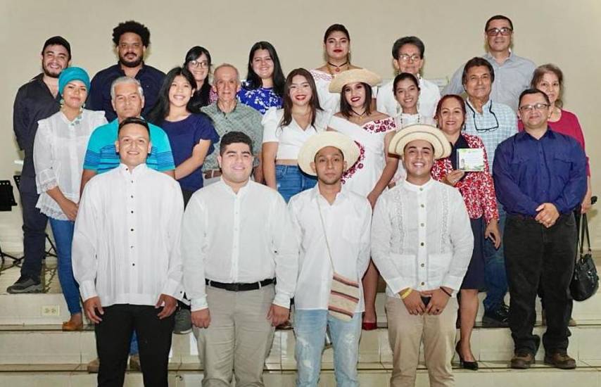 El colibrí es el ave más vista en el Barrio Bolívar de David, según un estudio