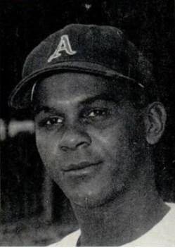 El primer panameño que usó las rayas de los Yankees