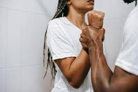 Este sábado habrá una caminata contra la violencia a la mujer en la Cinta Costera