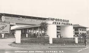 ¿Debe mudarse el hipódromo?