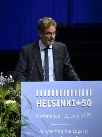 Federico Borello, subdirector global de la organización Human Rights Watch, el 31 de julio de 2025 en la Conferencia Helsinki +50