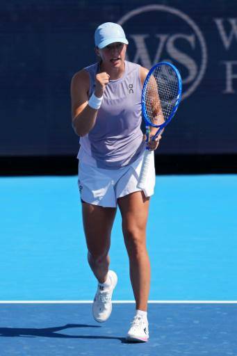 Zverev arranca con triunfo su doble jornada en Cincinnati; Swiatek a cuartos