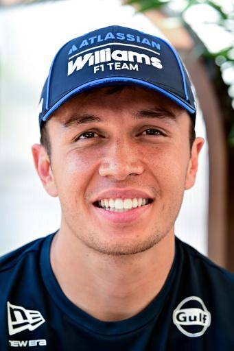 El piloto tailandés de Williams Alex Albon durante una jornada de ensayos de la Fórmula 1 en Baréin, el 18 de febrero de 2026 en el Circuito de Sakhir