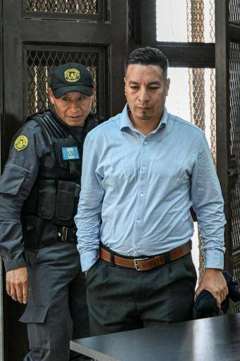 Condenan a siete expolicías por la ejecución extrajudicial de una pareja gay en Guatemala