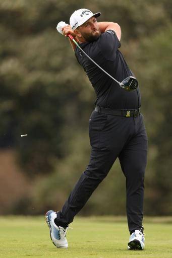 Estadounidense Fowler encabeza el arranque del Abierto de EEUU de golf