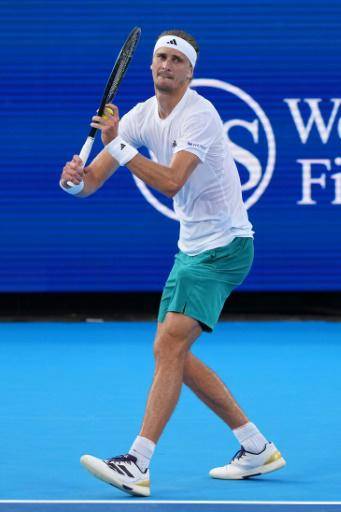 Alcaraz supera a un indispuesto Zverev para pisar su segunda final en Cincinnati