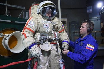 Rusia armará a cosmonautas para protegerse de animales salvajes en aterrizaje de emergencia