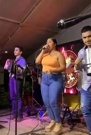 Castillero inicia una nueva etapa junto a su grupo