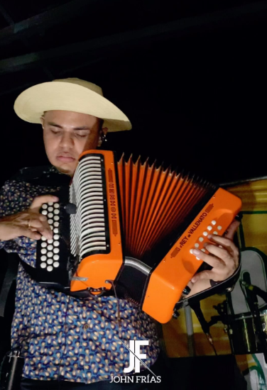 John Frías, la sensación musical en TikTok