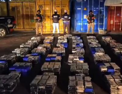 Incautan 1,506 paquetes con presunta droga en puerto del Pacífico