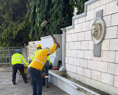 ML | Demolición del edificio que bloquea la servidumbre de entrada a Coco Parque