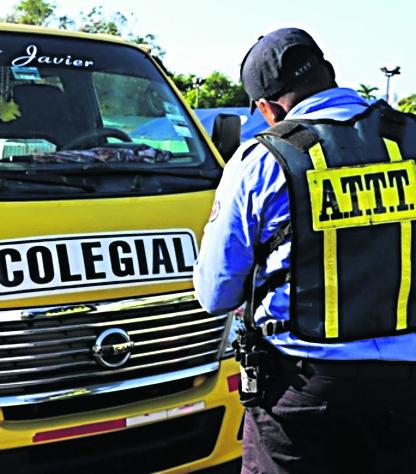 Transportistas prevén aumento en las tarifas de los colegiales