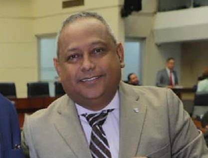 Avanza el diálogo por control de las comisiones en la AN