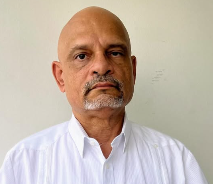 Debaten proyectos sobre cáncer y calidad en servicios de salud