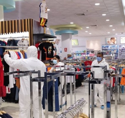 Minsa cerró almacén por aumento de contagios entre trabajadores