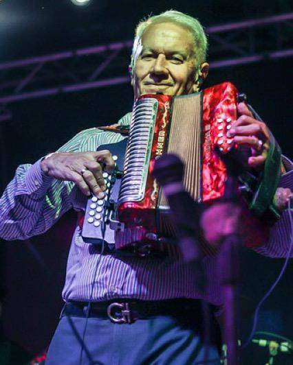 Precursores de la música típica, ¿qué hacen hoy?