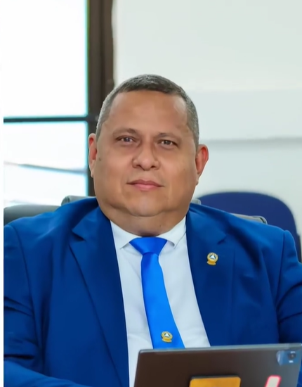 Cirilio Salas Lemos obtiene la presidencia del Partido Popular