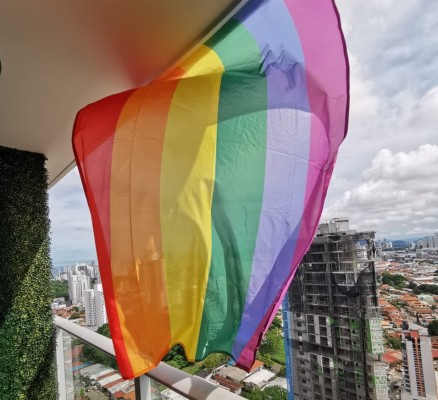 Comunidad LGBTIQ+ de Panamá realiza izada virtual de la bandera del orgullo