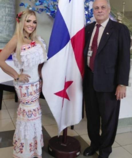 Recreación en vivo de la independencia