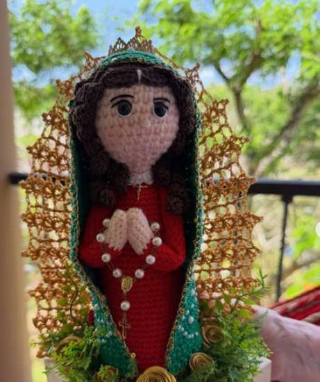 Pina Style, un emprendimiento donde elaboran figuras tejidas con amor y fe