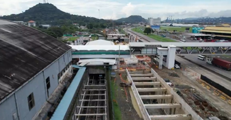 Habilitan extensión de pasarela en la estación del metro de Albrook